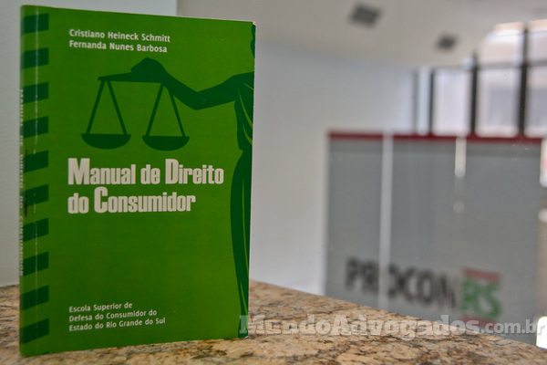 O Procon possui competência para tutelar a relação condominial?