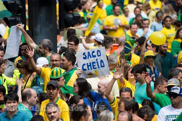 Impeachment Dilma: golpe ou questão de direito?