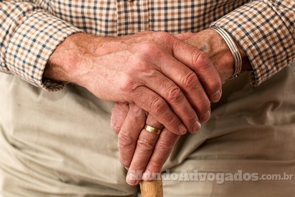 Não incidência do fator previdenciário na aposentadoria por tempo de serviço ou tempo de contribuição